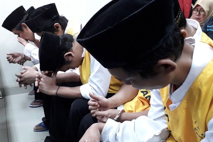 Terdakwa kasus persekusi pasangan kekaksih di Cikupa, Kabupaten Tangerang pada Kamis (12/4/2018) 
