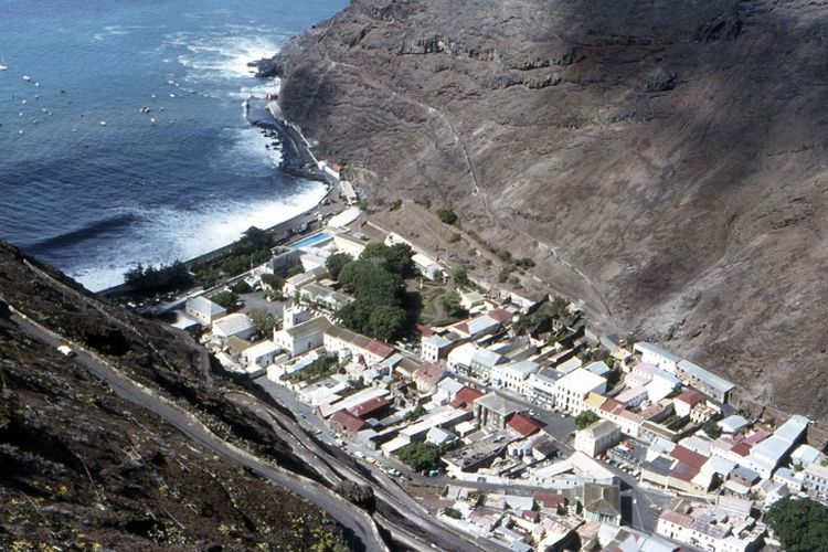 Jamestown, ibu kota Pulau St Helena.