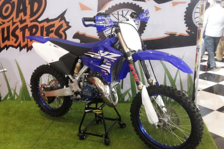 Yamaha YZ 125 Factory Racing yang dipajang di stan Dr No Off Road Industries pada penyelenggaraan Indonesia International Motor Show (IIMS) 2018.