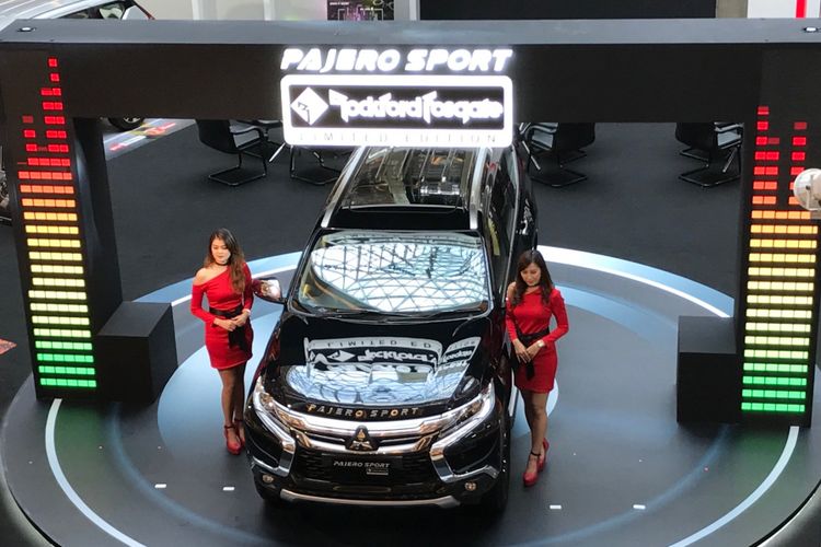 Mitsubishi kembali memamerkan dua model terbarunya, Mitsubishi Pajero Sport Rockford Fosgate Limited Edition dan Triton Athlete di Bandung, Jawa Barat, Rabu (2/5/2018).