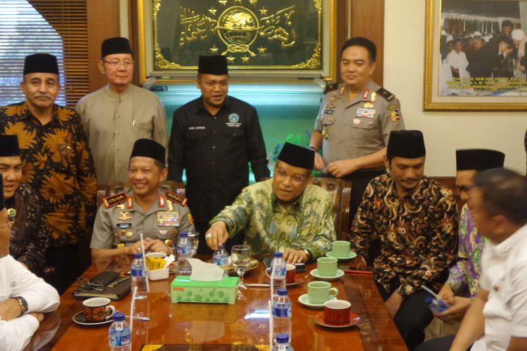 Kapolri Jenderal Pol Tito Karnavian bersama pengurus PBNU dan sejumlah ormas islam di kantor PBNU, Jakarta, Rabu (31/1/2018).