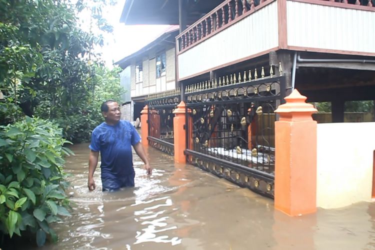 Banjir Genangi Puluhan Rumah Warga di Parepare