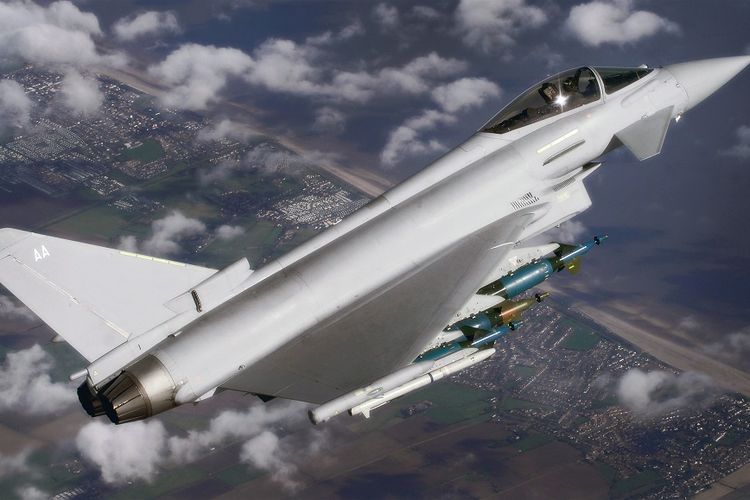 Ilustrasi jet tempur Typhoon milik Angkatan Udara Kerajaan Inggris (RAF).