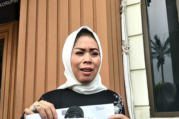 Istri Abdee Slank, Anita Desi Farida saat ditemui usai sidang, di Pengadilan Agama Jakarta Selatan, Senin (23/7/2018).