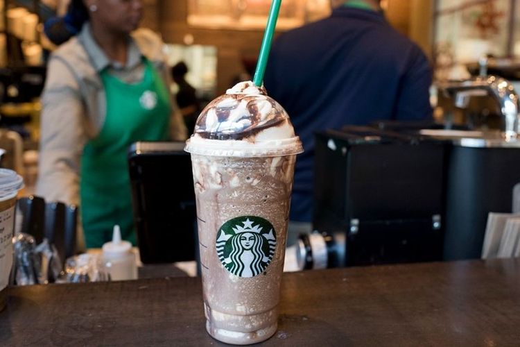 Minuman olahan kopi Frappuccino dari Starbucks.