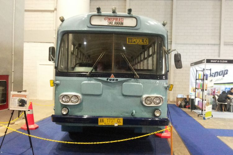 Mitsubishi Fuso R Series 470 lansiran 1963 milik PO Sumber Alam. Bus ini menjadi satu dari beberapa bus lawas yang dipamerkan di acara Indonesia Classic N Unique Bus (Incubus) 2018 di Hall B Jakarta International Expo, Kemayoran, Jakarta Pusat pada 22-24 Maret 2018.