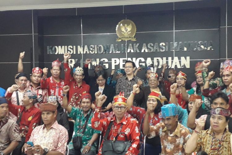 Masyarakat Kaharingan mendatangi Komnas HAM, Jakarta Pusat, Selasa (16/10/2018).