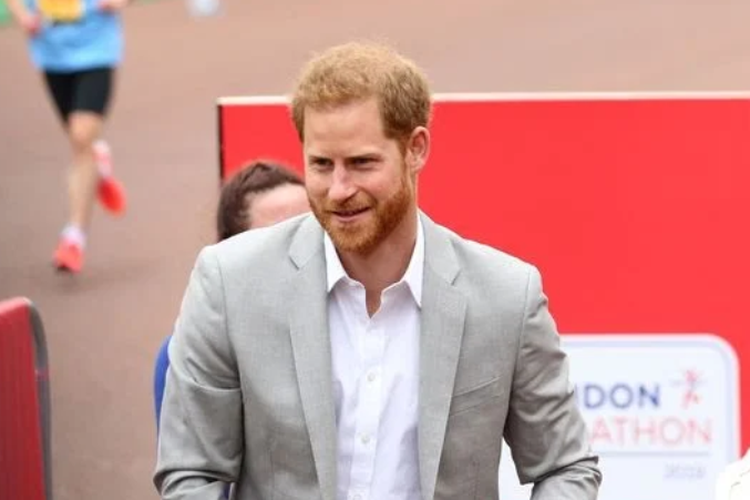 Pangeran Harry saat berada di London Marathon