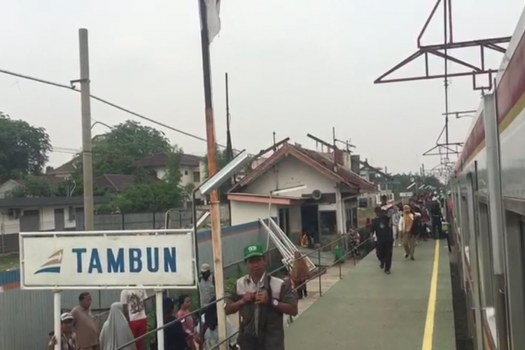 Stasiun Tambun. Foto diambil, Selasa (10/10/2017)