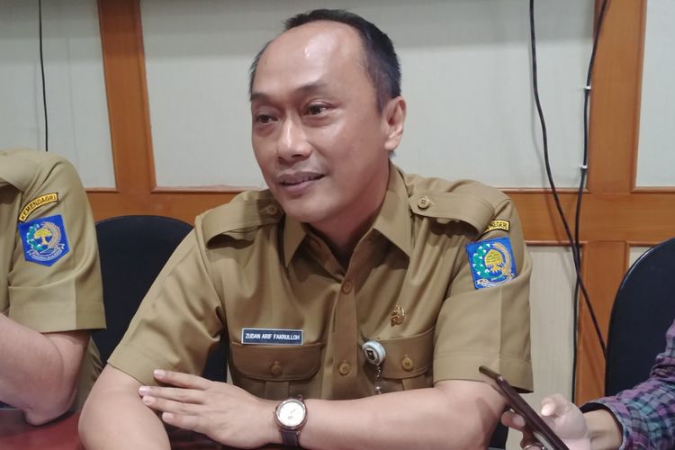 Dirjen Kependudukan dan Catatan Sipil Zudan Arif Fakrulloh dalam jumpa pers di Kantor Kemendagri, Jakarta, Senin (9/4/2018). 