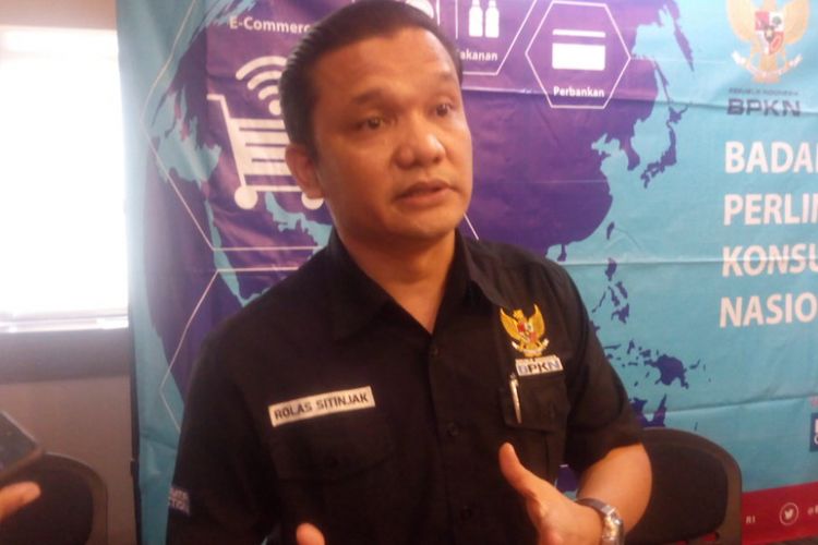 Wakil Ketua Badan Perlindungan Konsumen Nasional (BPKN), Rolas Budiman Sitinjak ditemui di kantor Kementerian Perdagangan, Jakarta Pusat, Senin (17/12/2018).