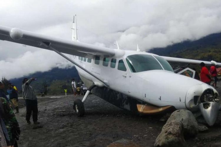 Kondisi pesawat Dabi Air yang tergelincir.