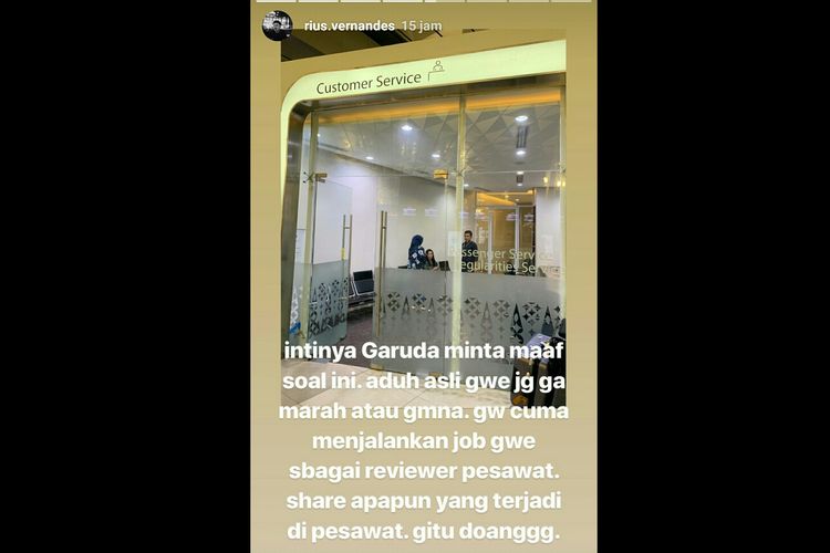 Unggahan akun instagram @rius.vernandes mengenai kartu menu kelas bisnis maskapai Garuda Indonesia yang disebut hanya ditulis tangan. Screenshot diambil pada Minggu (14/7/2019).