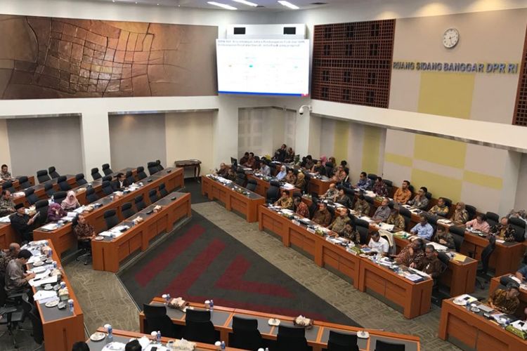 Suasana rapat membahas RAPBN 2019 di Badan Anggaran DPR RI, Selasa (4/9/2018).