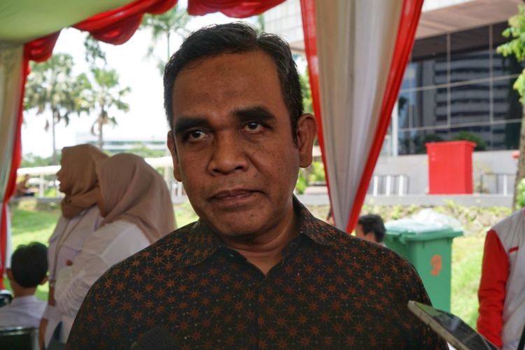 Sekjen Partai Gerindra Ahmad Muzani saat ditemui di Kompleks Parlemen, Senayan, Jakarta, Senin (11/2/2019).
