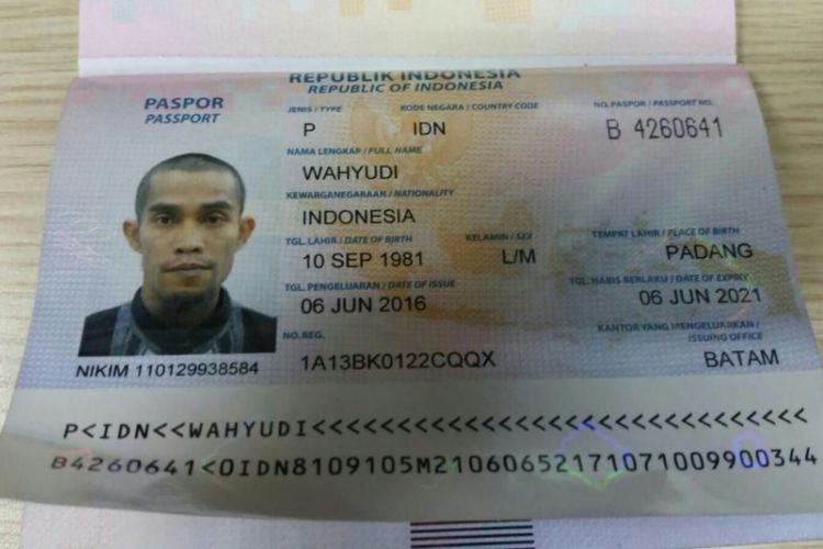 Wahyudi (37) warga Puri Agung IV Blok A No 27, Seibeduk, Tanjung Piayu, Batam, Kepulauan Riau (Kepri) ditolak pihak Imigrasi Singapura dan dideportasi ke Batam, Sabtu (9/6/2018).