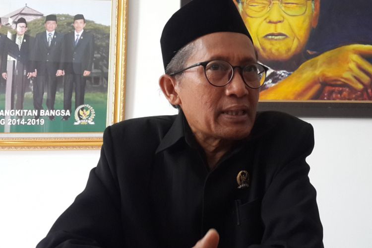 Pimpinan DPRD Kota Malang Abdurrochman saat ditemui di ruang kerjanya, Selasa (4/9/2018)