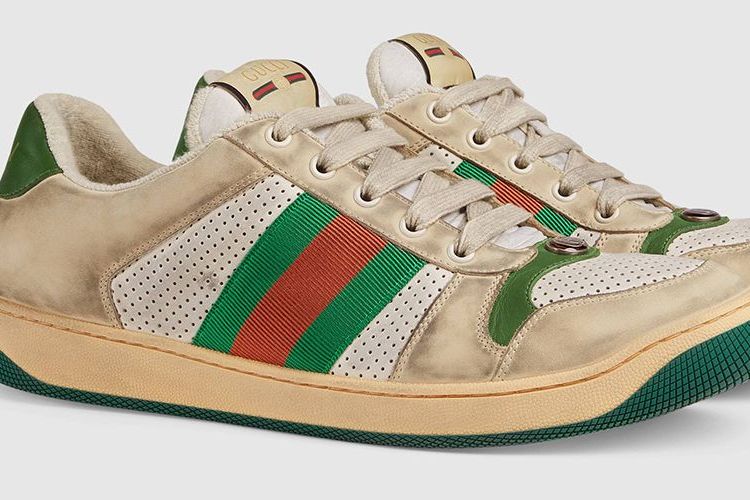 Sneakers dengan desain kotor dari Gucci yang dibanderol belasan juta rupiah