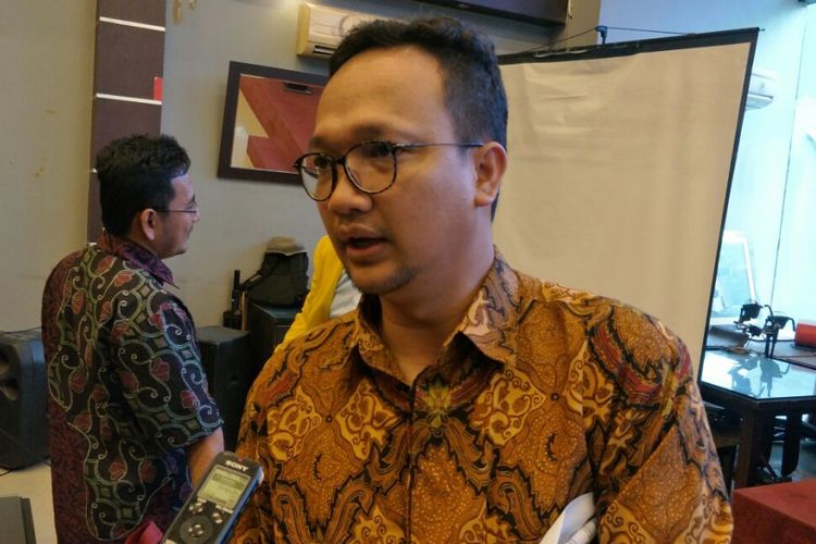 Pakar Hukum UI Junaedi setelah rilis survei internal Iluni, Kamis (15/2/2018).