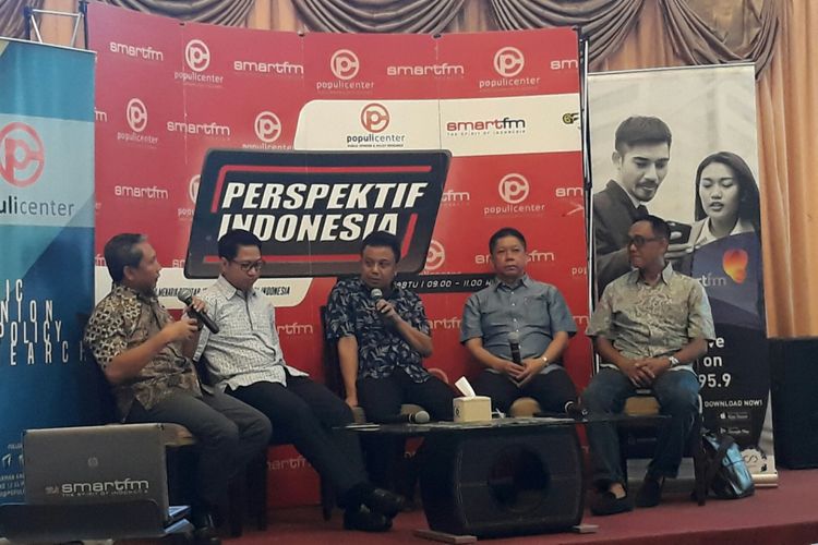 Diskusi Perspektif Indonesia oleh Smart FM dan Populi Center bertajuk Gerakan Radikal di Kampus? di Jakarta, Sabtu (9/6/2018).