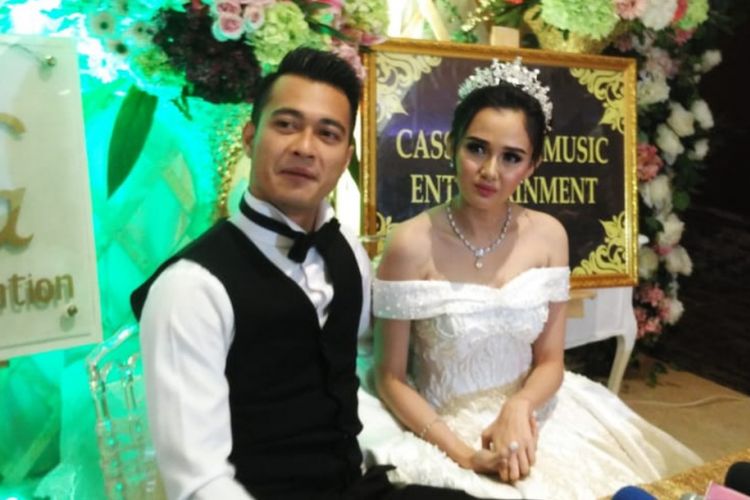 Eza Gionino dan Meiza Aulia Coritha atau Echa menggelar resepsi pernikahan di Grand Galaxy Park, Bekasi Jawa Barat, Minggu (23/9/2018) malam. 