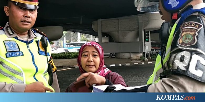Marah-marah karena Ditilang, Wanita Ini Pertanyakan Rambu Ganjil-Genap
