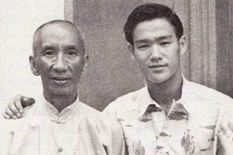 Yip Man atau Ip Man (kiri) dan Bruce Lee (kanan). (www.pinterest.com)