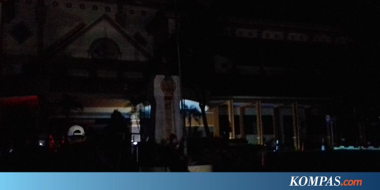 Usai Terjadi Kebakaran, RSSA Kota Malang Gelap Gulita - KOMPAS.com