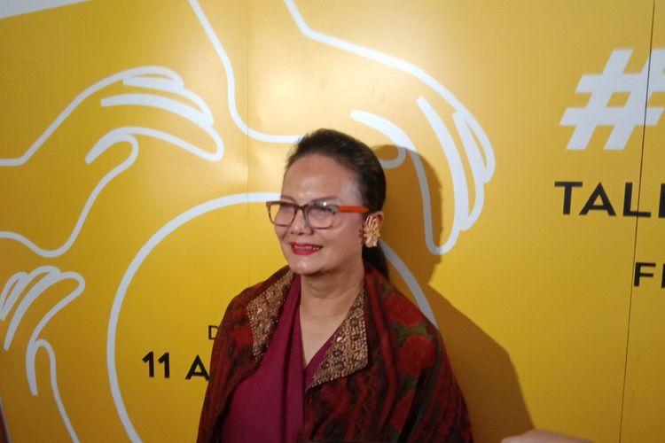 Christine Hakim menghadiri acara peluncuran teaser film Bumi Itu Bulat di Ecology Bistro, Kemang Raya, Jakarta Selatan, Senin (11/3/2019).