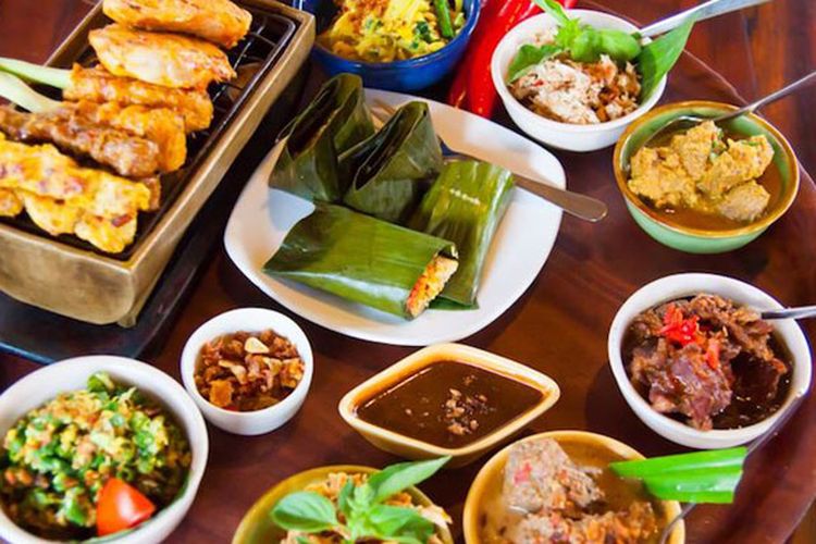 Yuk Cari Tahu Makanan Khas Bali! - Kompas.com