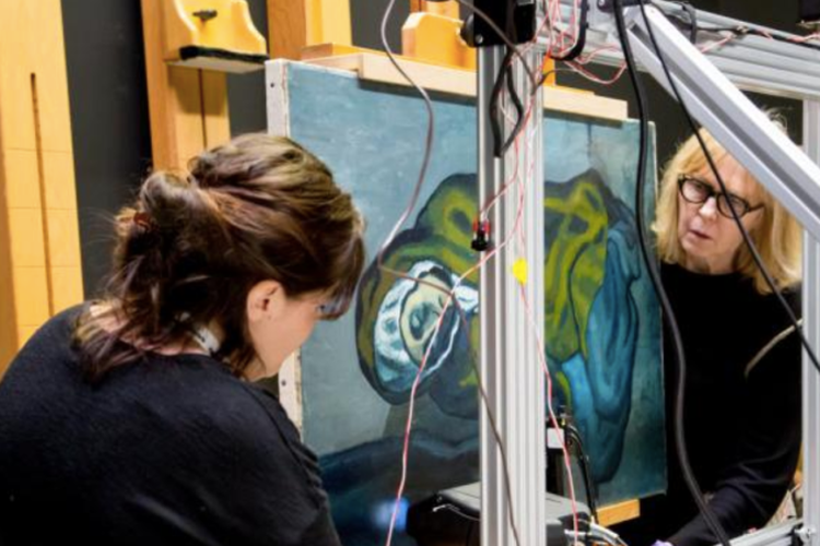 Peneliti melakukan analisis pada lukisan Picasso