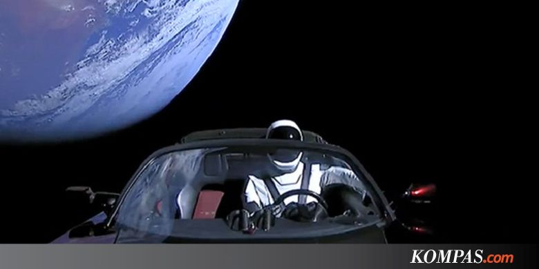 Roket Terkuat di Dunia Bisa Bawa Mobil ke Luar Angkasa