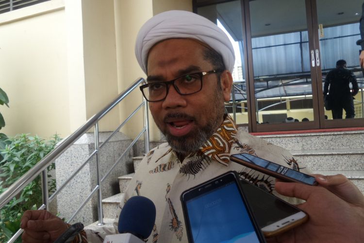 Politisi Partai Golkar Ali Mochtar Ngabalin saat ditemui di Mabes Polri, Jakarta, Kamis (23/11/2017).