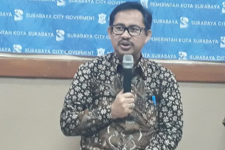 Kepala Dinas Pendidikan Kota Surabaya Ikhsan
