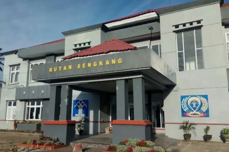 Enam Narapidana Rumah Tahanan (Rutan) Kelas II B Sengkang, Kabupaten Wajo, Sulawesi Selatan berhasil kabur. Selasa, (27/3/2018).