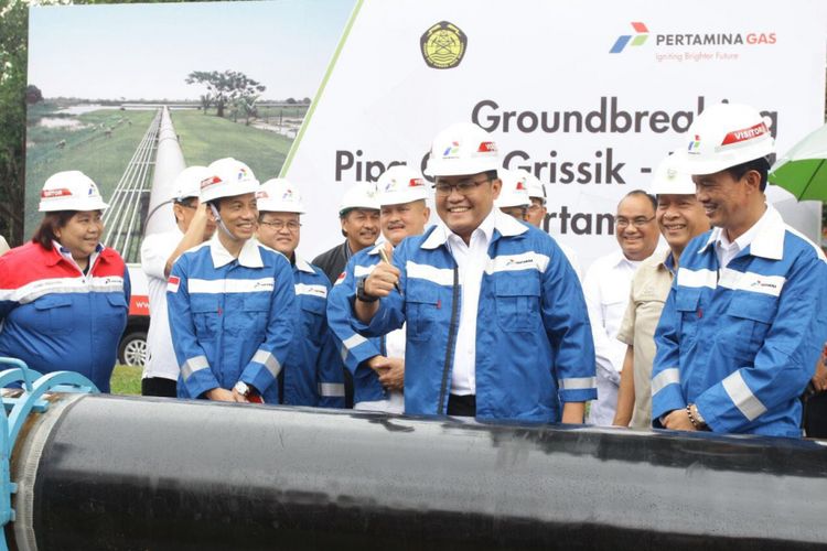 Wakil Menteri ESDM RI Arcandra Tahar meresmikan pembangunan pipa gas bumi Grissik-PUSRi, Selasa (29/8/2017). Pipa Gas Grissik–PUSRI akan dibangun dengan panjang 176 km dan berdiameter 20 inchi dimulai dari Grissik Gas Plant ConocoPhillips (COPI) hingga ke Plant PUSRI di Palembang.