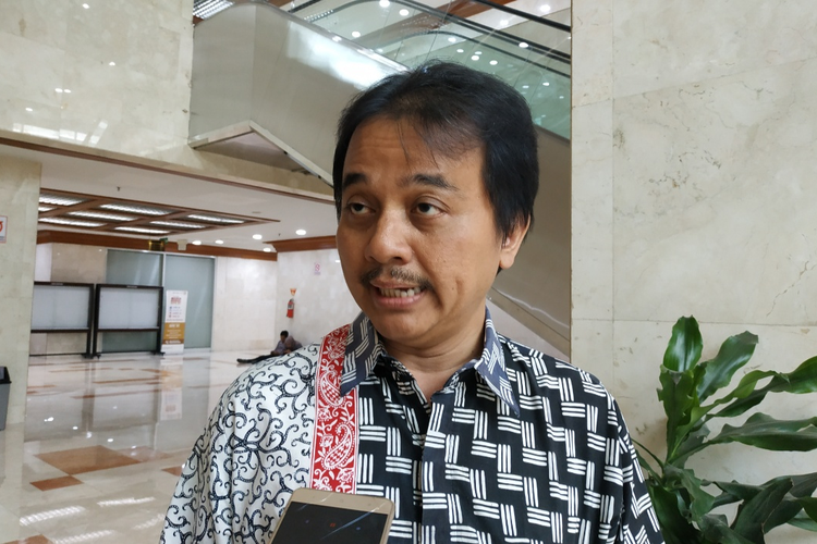 Mantan Menteri Pemuda dan Olahraga (Menpora) Roy Suryo di Kompleks Parlemen, Senayan, Jakarta, Kamis (19/9/2019).