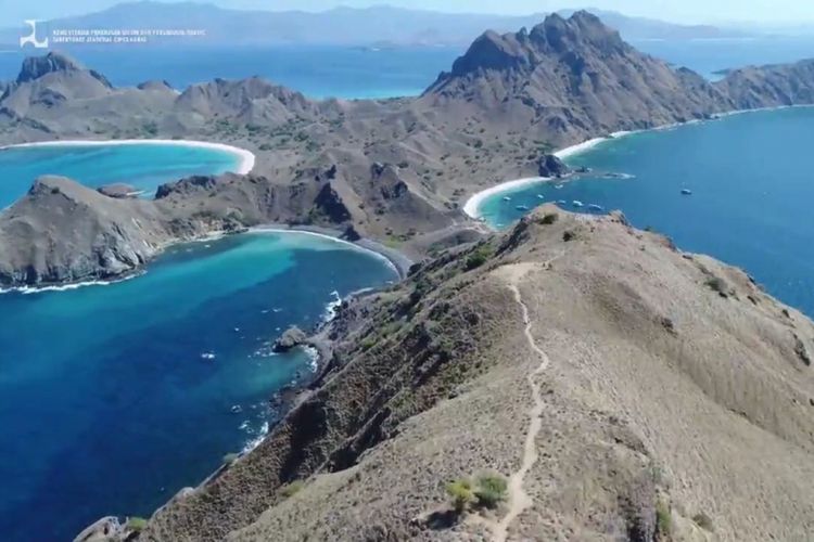 Penataan kawasan Labuan Bajo dilakukan dengan menyediakan sarana dan prasarana pendukung.