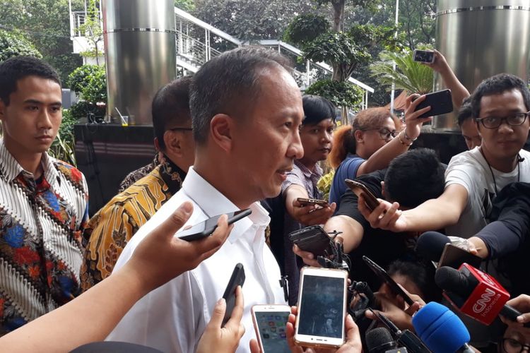 Menteri Sosial Agus Gumiwang Kartasasmita di Gedung KPK, Jumat (7/9/2018). 