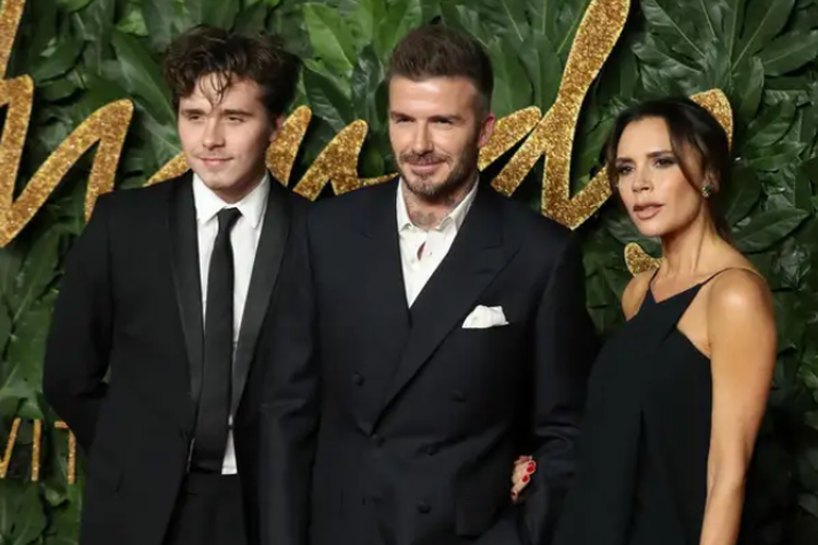 David Beckham dan keluarganya saat hadiri Fashion Award 2018