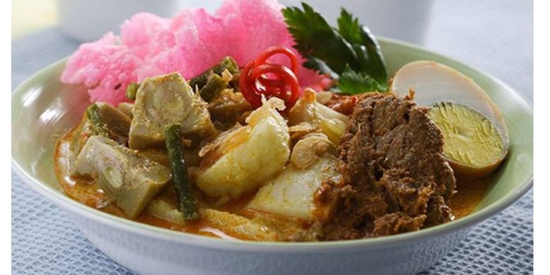 Ketupat Kuah Padang