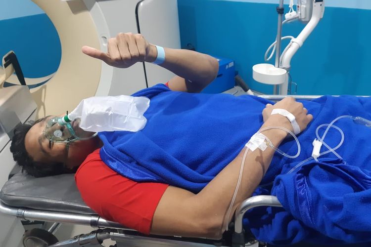 Sebuah insiden dialami oleh penjaga gawang Madura United, Mohammad Ridho, padai laga melawan PSM Makassar, di Stadion Gelora Madura Ratu Pamelingan, Pamekasan, Jawa Timur, Kamis (4/7/2019) malam.