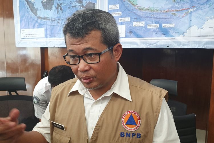 Pelaksana Harian (Plh) Kepala Pusat Data, Informasi, dan Humas BNPB Agus Wibowo saat jumpa pers di Kantor BNPB, Jakarta, Rabu (31/7/2019).