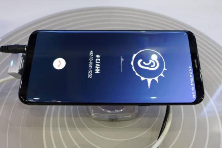 Ilustrasi Samsung Sound on Display
