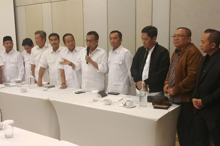 Dewan Pimpinan Daerah Partai Gerindra dari 34 Provinsi seluruh Indonesia mendeklarasikan ketua umum mereka Prabowo Subianto sebagai calon presiden 2019. Acara deklarasi ini berlangsung di sebuah hotel di kawasan Cikini, Jakarta, Senin (12/3/2018) malam, yang dihadiri oleh para Ketua DPD Gerindra.
