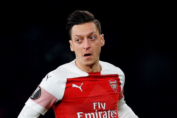 Mesut Oezil saat membela Arsenal di ajang Liga Europa, Kamis (2/5/2019)