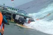 Banyak Penumpang Kapal Feri Dikandaskan di Selayar yang Terjepit Mobil