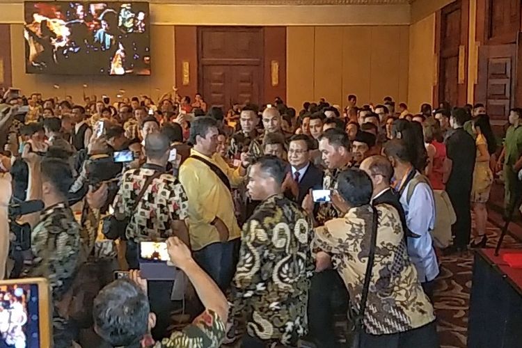 Calon presiden nomor urut 02 Prabowo Subianto menghadiri acara gala dinner dan ramah tamah bersama para pengusaha Tionghoa di Super Ballroom Suncity, Gedung Lindeteves, Jalan Hayam Wuruk, Jakarta Barat, Jumat (7/12/2018) malam.