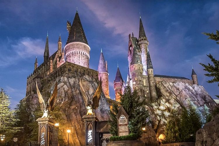 Kastil Harry Potter di Universals Islands of Adventure, Orlando, Florida, AS