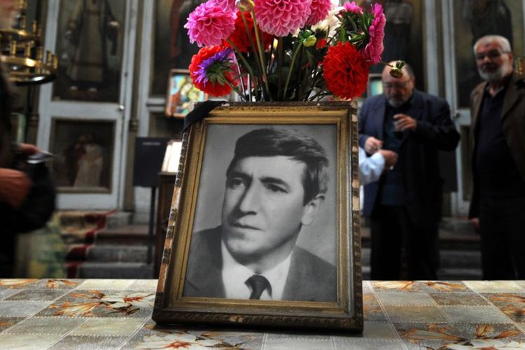 Foto mendiang penulis sekaligus aktivis anti-Komunis Bulgaria, Georgi Markov. Dia dibunuh menggunakan racun yang disemprotkan dari payung pada 1978.